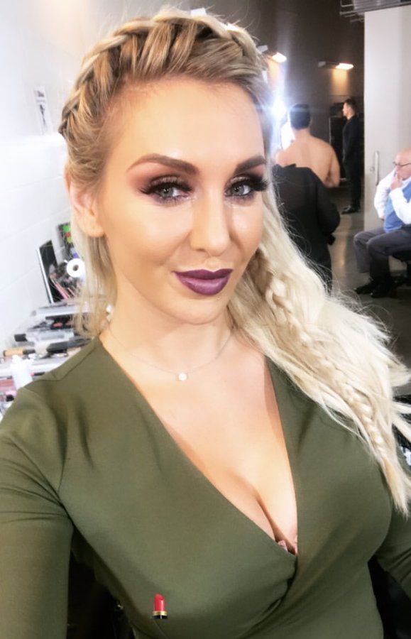 Charlotte Flair facelift