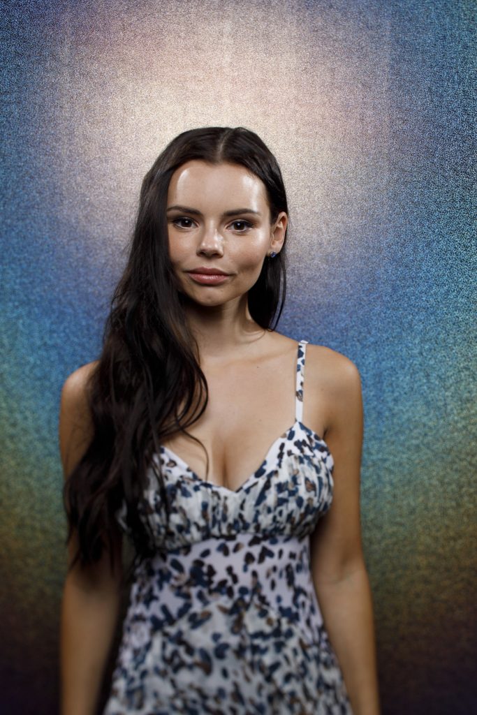 Eline Powell before and after plastic surgery