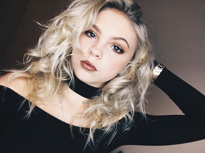 Jordyn Jones boob job nose job facelift