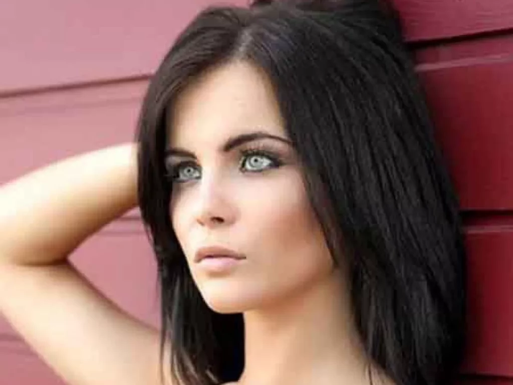 Emma Glover Plastic Surgery