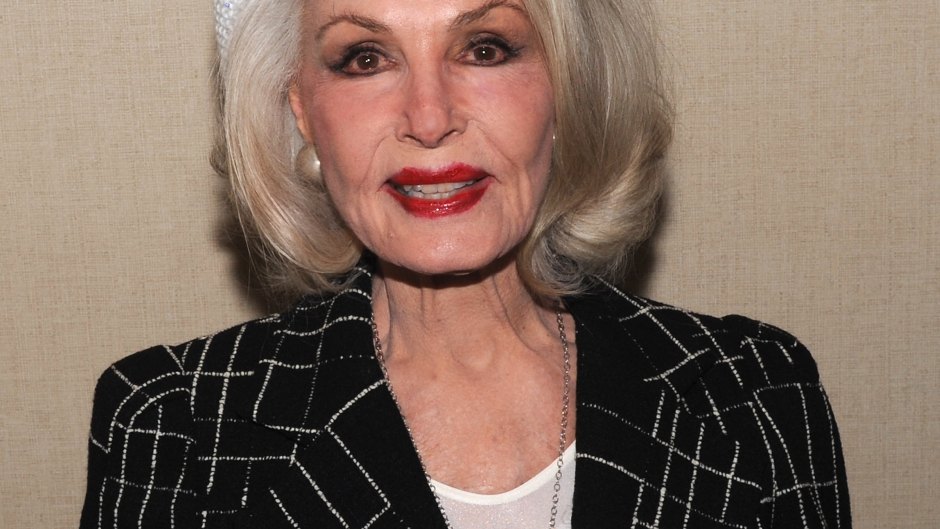 Julie Newmar Cosmetic Surgery