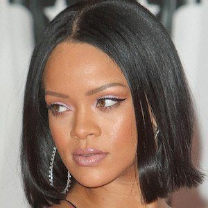 Rihanna Plastic Surgery Face